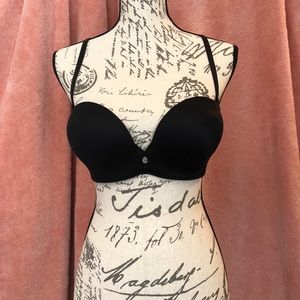 Victoria’s Secret Bombshell Strapless Bra 34C